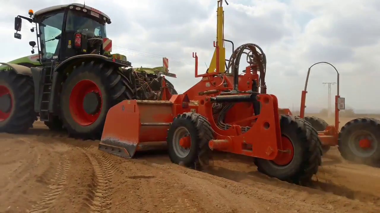 Claas Xerion 4000 Refinadora / Niveladora Agricola