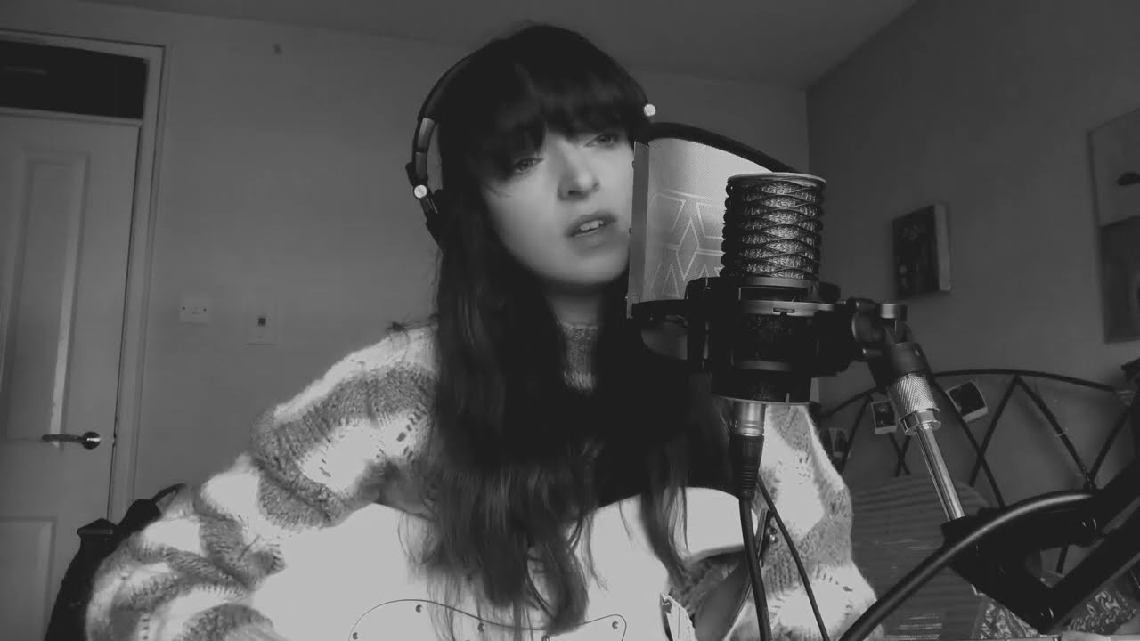 London Is Lonely - Holly Humberstone (Cover)