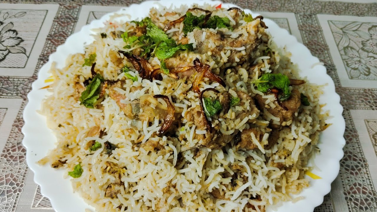 “Hyderabadi Sufiyani Biryani – Royal Taste Without Food Colour!”#unezakakitchen #fypage #viralrecipe