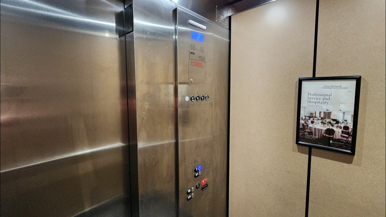 Otis HydroFit Hydraulic Elevator @ Searle Center, Hillsdale College