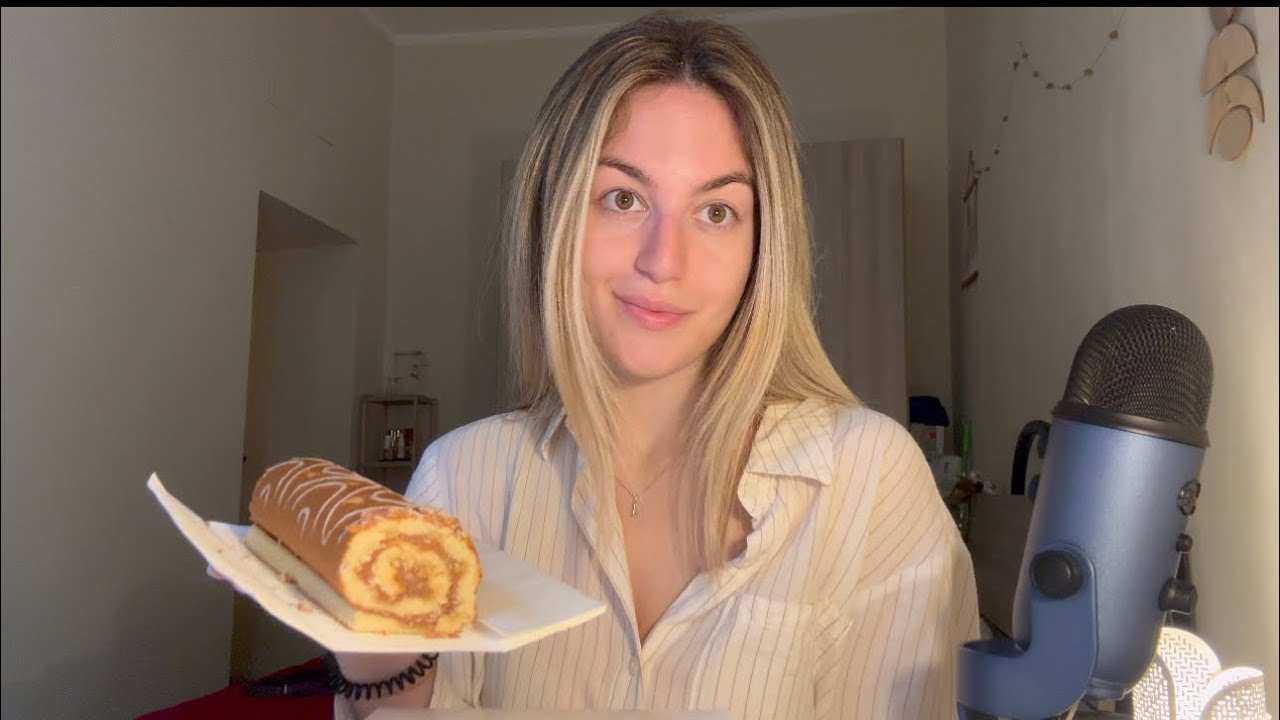 EATING CAKE 🍰 mangio una torta intera (muckbang asmr ita)