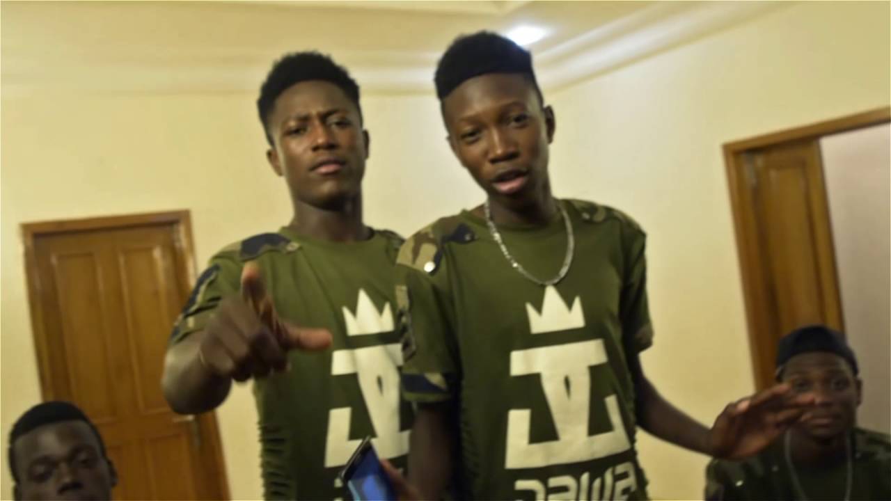 LK226 - DAWA DESIGN MILITAIRE