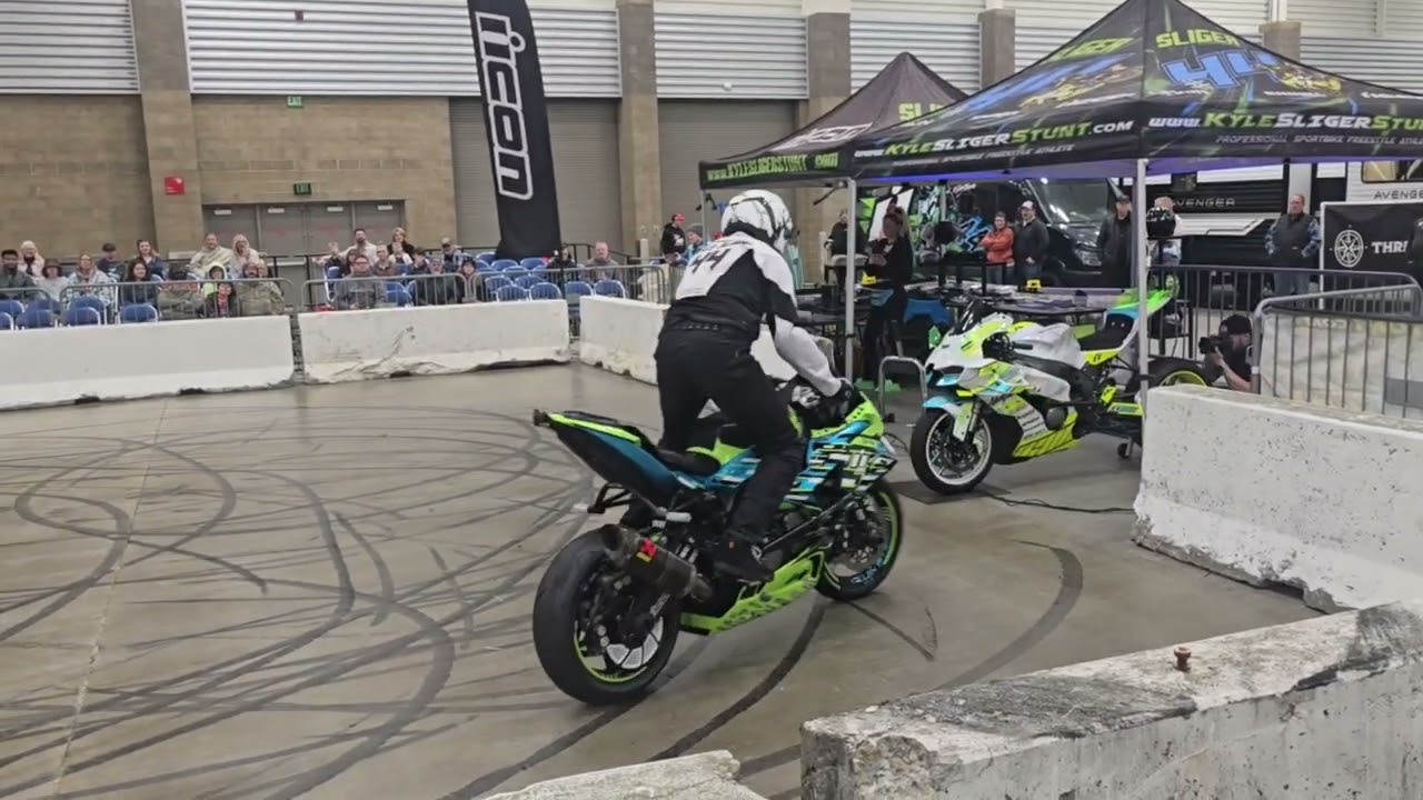 Expo event at memorial coliseum 