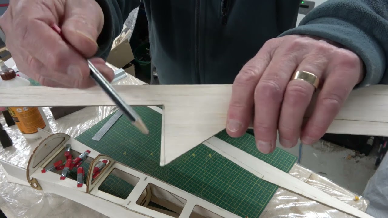 Warbirds Replicas FW190 Build Part 5a - Finishing top fuselage sides