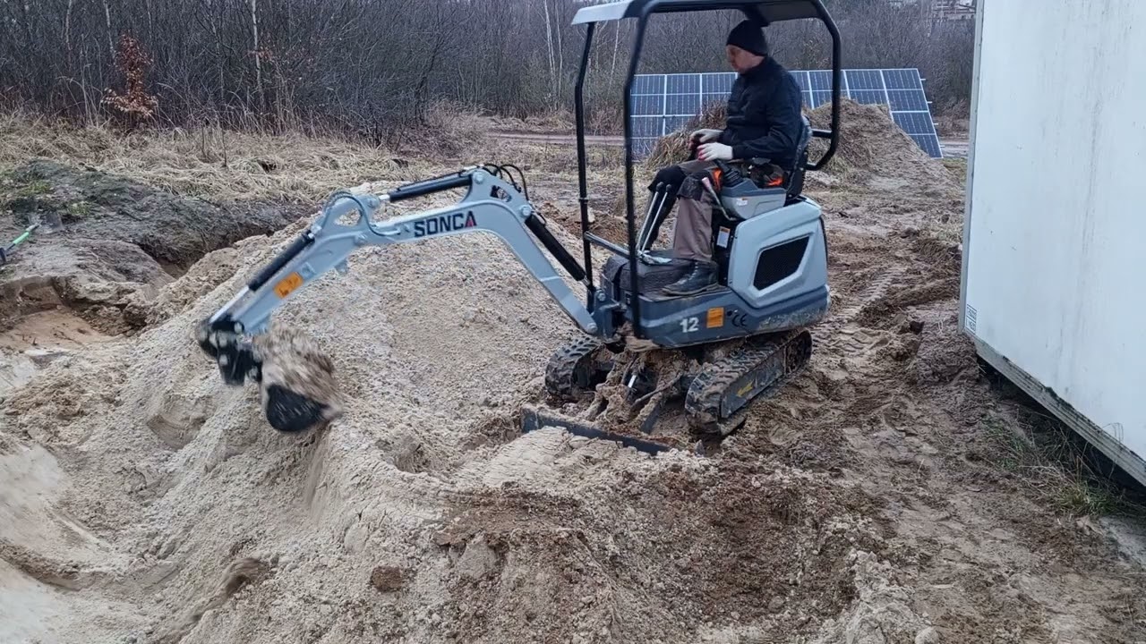 Minikoparka chińska SONCA 1.2t - mały wariat