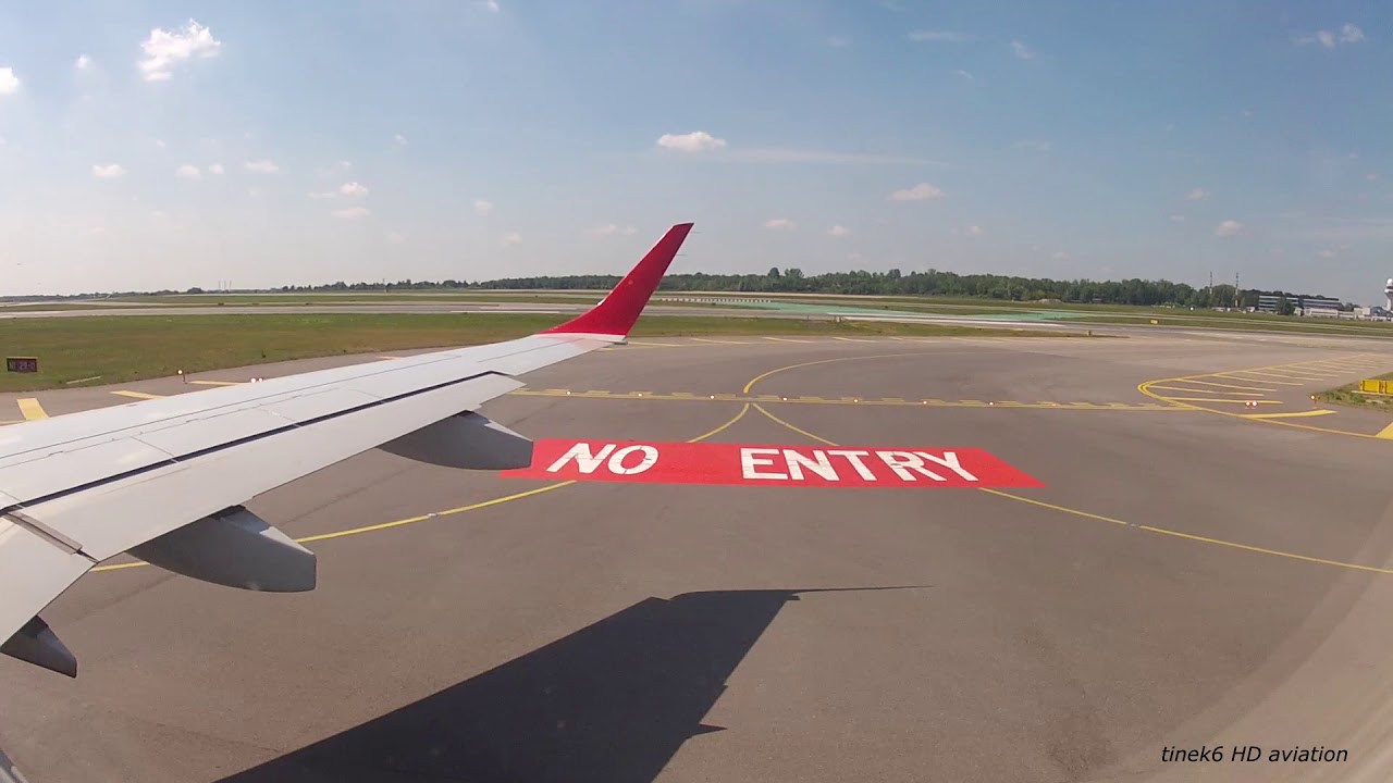 Austrian flight OS626 (Warsaw - Vienna) E195