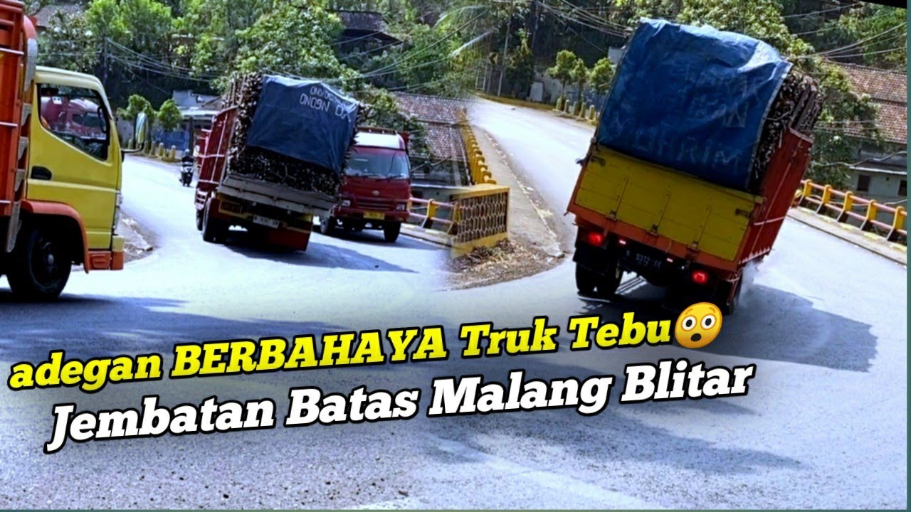 RingMiring Parah Truk Tebu Jembatan Perbatasan Malang Blitar