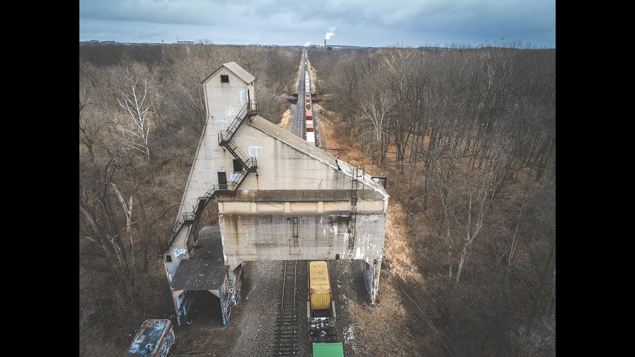 Grand Trunk Western Coal Tower- Abandoned Coal Tibble