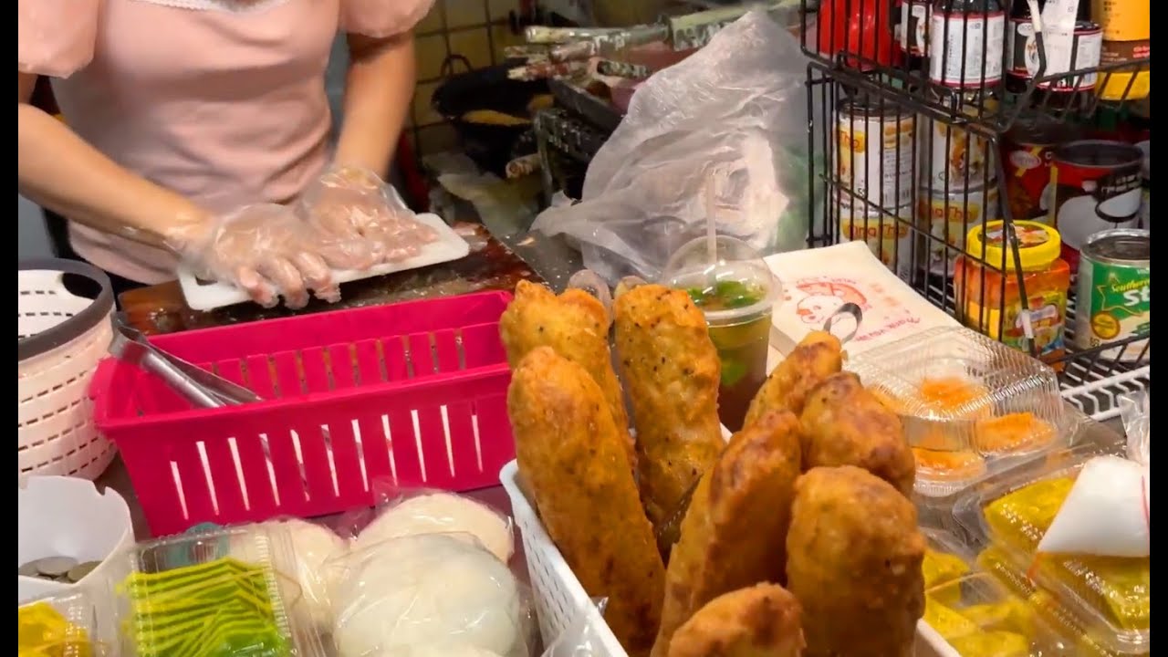 岡山文賢市場~來看市場都賣些什麼？在地美食,異國風味美食隨便享用｜Kaohsiung Wunsian Market