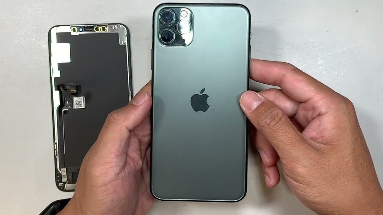 Simple Step iPhone 11 Pro Max Screen Replacement