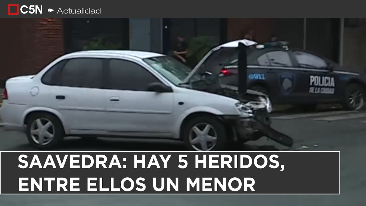 CHOQUE y VUELCO en SAAVEDRA: CINCO HERIDOS
