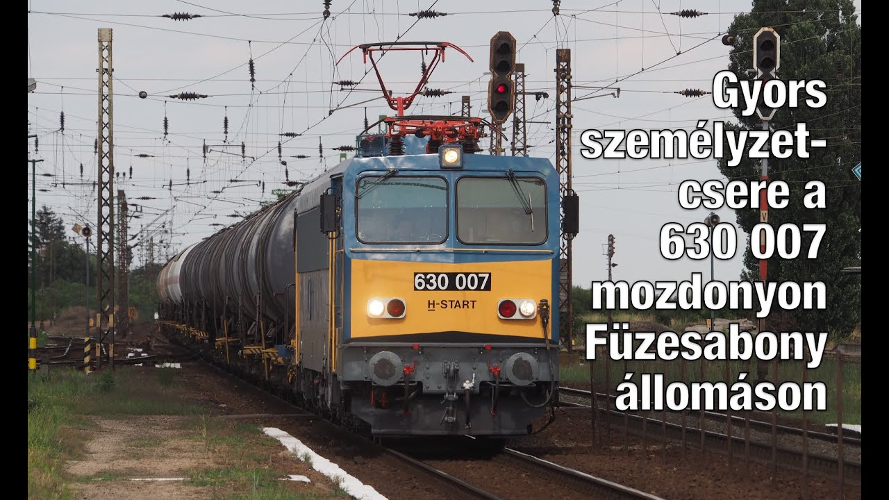 Gyors személyzetcsere a 630 007 mozdonyon és továbbhaladás tehervonattal #gigant #v63 #ganz #vonat
