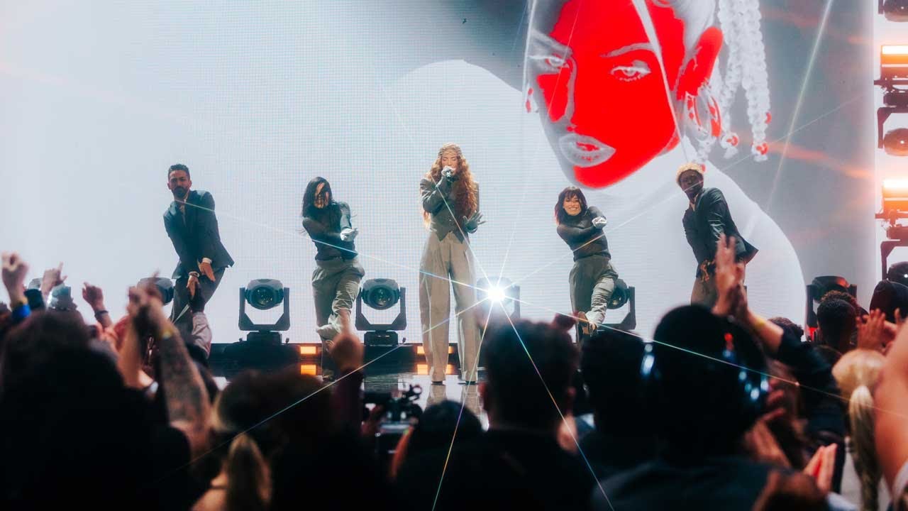 Jess Glynne - Hold My Hand (Live from Dick Clark’s New Year’s Rockin’ Eve 2026)