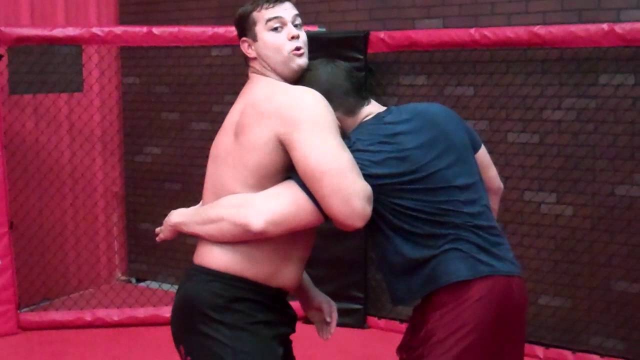Catch Wrestling - Catch Throw - Harry Smith WWE SuperStar - Right Fitness and Nutrition