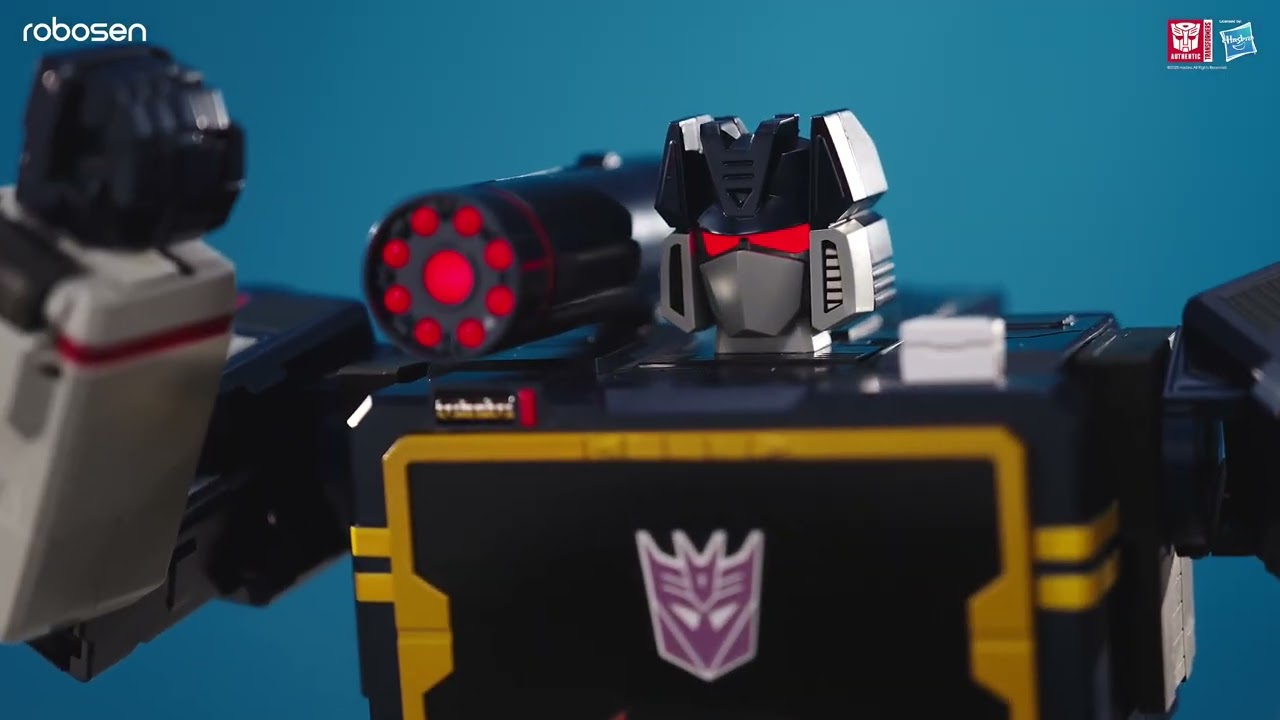 World’s First Auto-Converting SOUNDWAVE Robot! (Robosen Flagship Reveal)