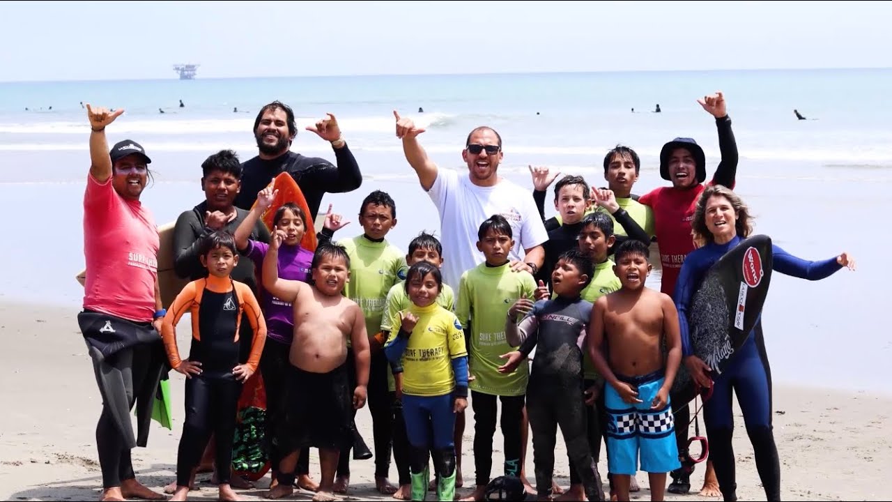 TSA SURFTRIP LOBITOS CON SOFIA MULANOVICH / VIAJE AL NORTE CON MARCOS MERINO Y JEAN PIERRE COLLINS