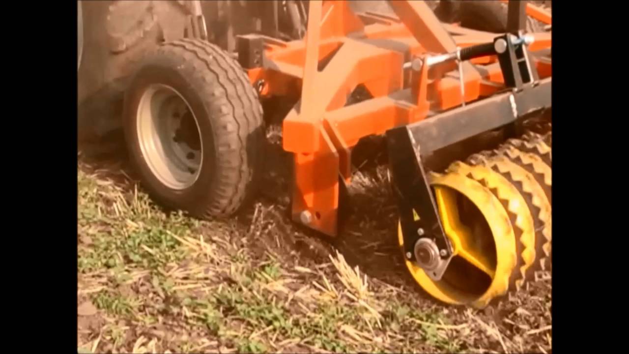 Vadkert Agrotechnika Kft - VKML-2 3 (késes) Lazító + Wäderstadt Henger