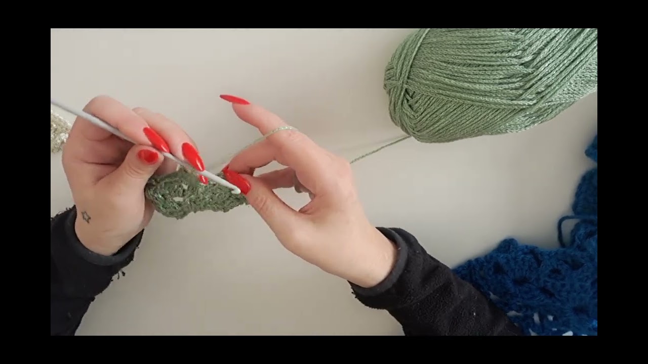 Magnifique châle-spécial gauchère-Les carrés #crochet #diy #youtubeshorts 