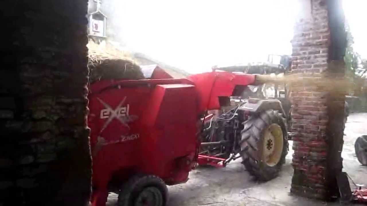 Zago Exel 3000 põhu ja silo purusti