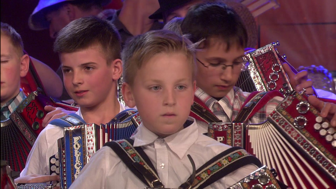 HARMONIKARSKI ORKESTER MAROLT – VESELI  RIB'NČAN