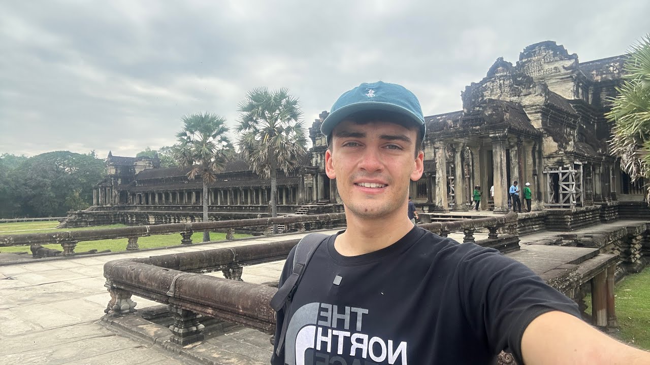 Exploring ancient temples in Cambodia 🇰🇭 