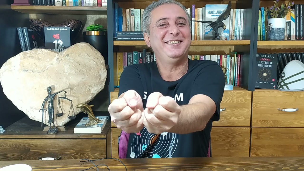 İYİ Kİ AŞKIN GÖZÜ KÖR YOKSA SENİ KİM SEVECEK