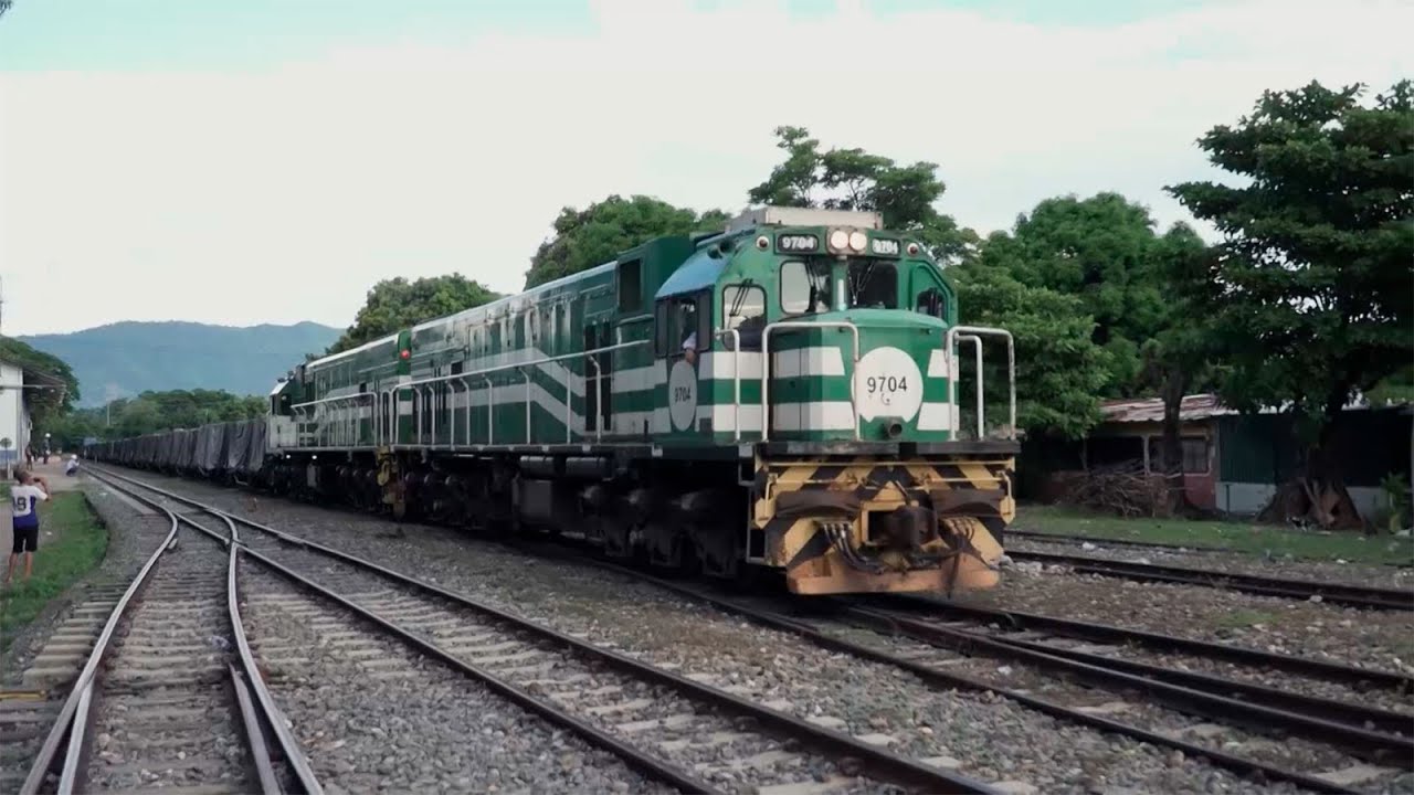 La otra historia esa que no le han contado: Tras las huellas del tren [...]