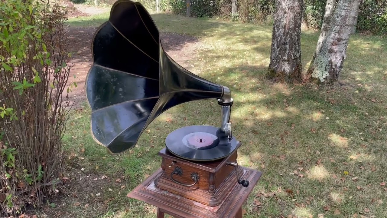 #43 Columbia Disc Graphophone AJ 1905