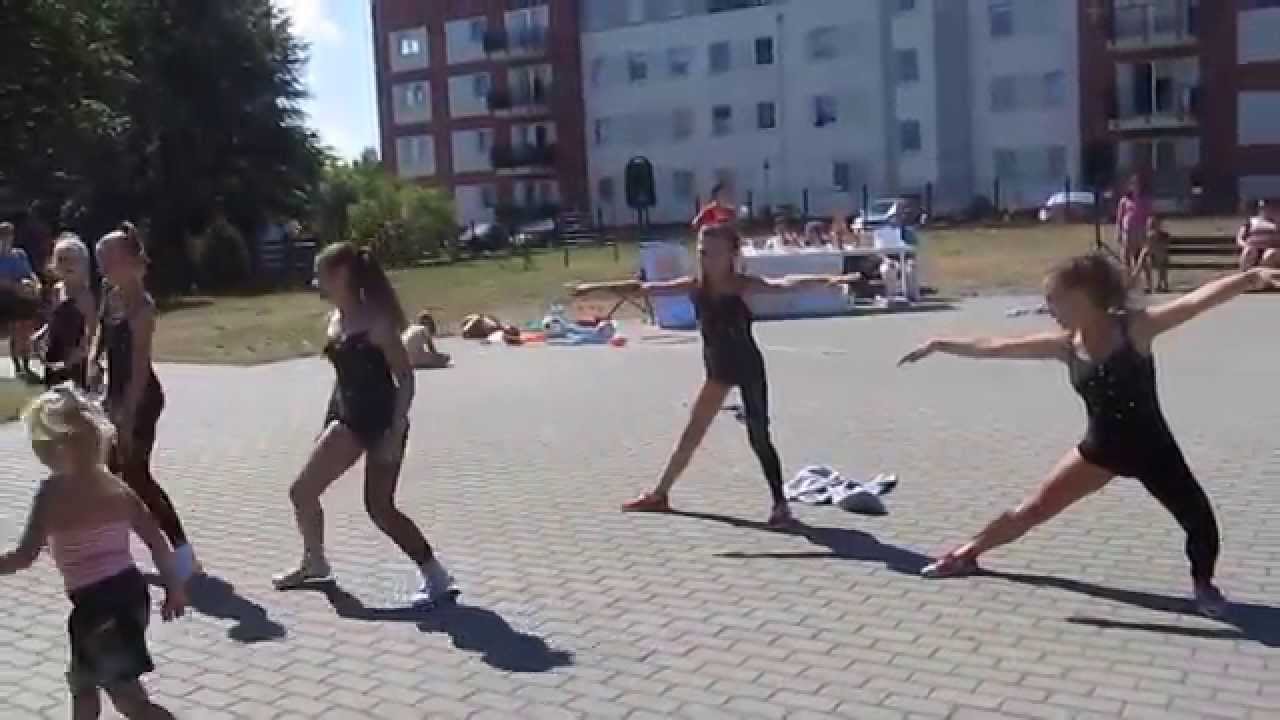 Występ zespołu T-DANCE wg choreografii Marty Herbowskiej