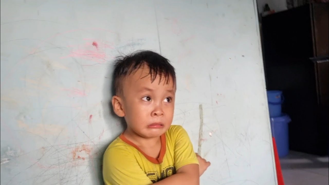 Chuột Rủ Mẹ Chơi Trốn Tìm Ở Trong Nhà #ngocdieuvlog #Chuotchoitrontim