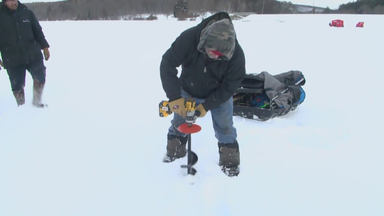 Winter hobby draws dedicated fishermen out onto ice | 28/22 News