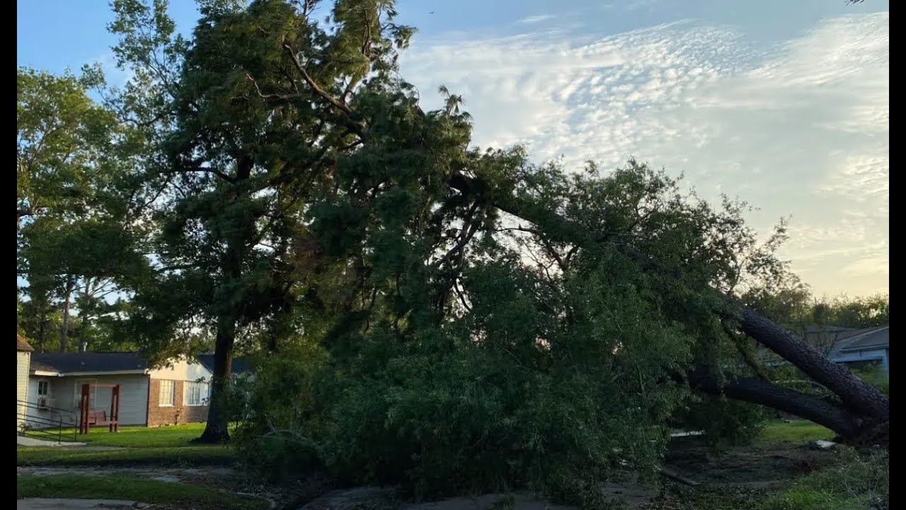 ‘Hell On Earth In Houston’: Resident Says Heat, Humidity Making Hurricane Beryl Recovery Miserable