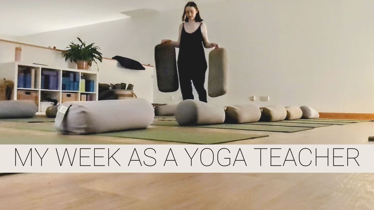 A Week in my Life as a Yoga Teacher - Vlog
