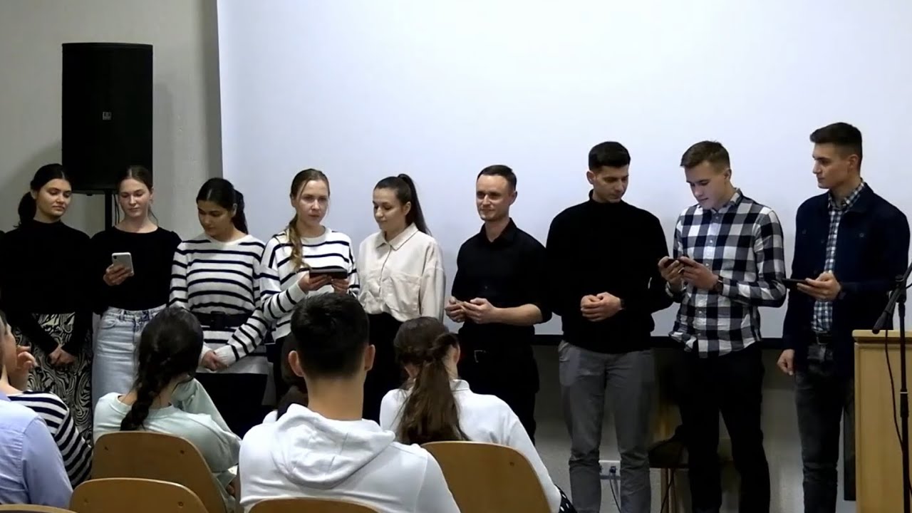 Скоро на часах двенадцать || Тик-так тик-так
