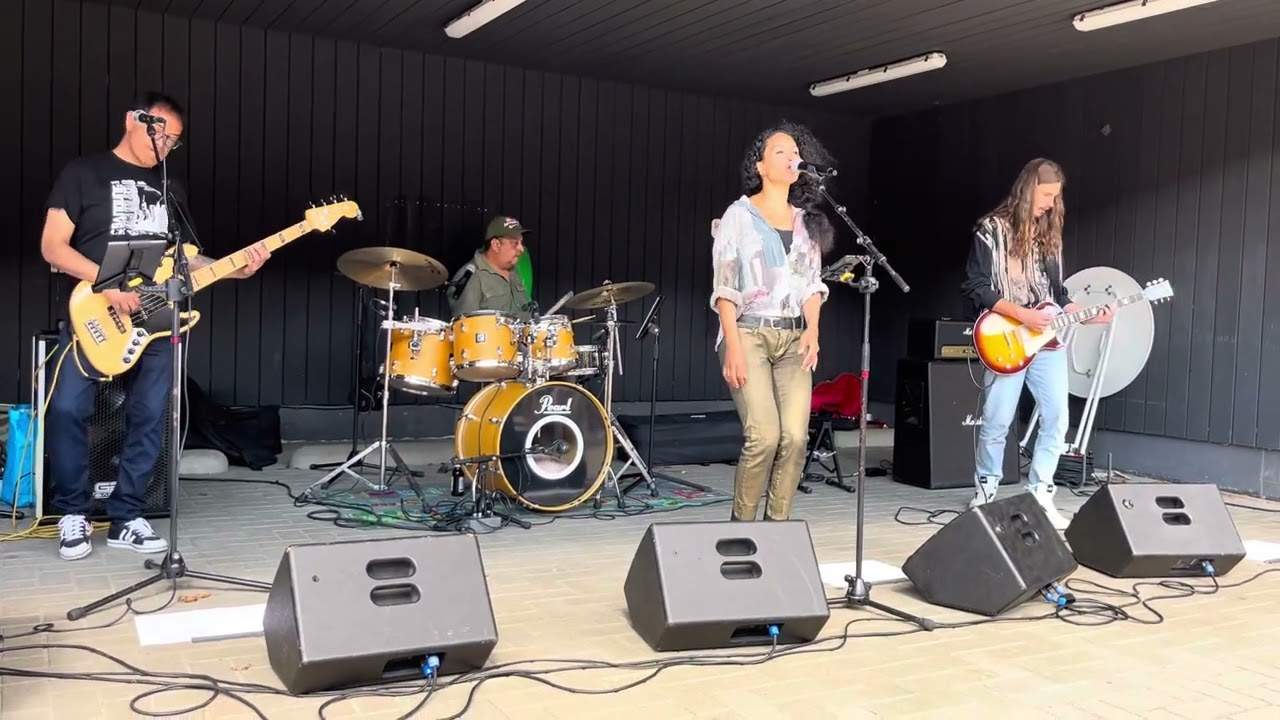Cover medley: Cocaine / Hit the road Jack - Reckless Compass (Henry Claase on drums)