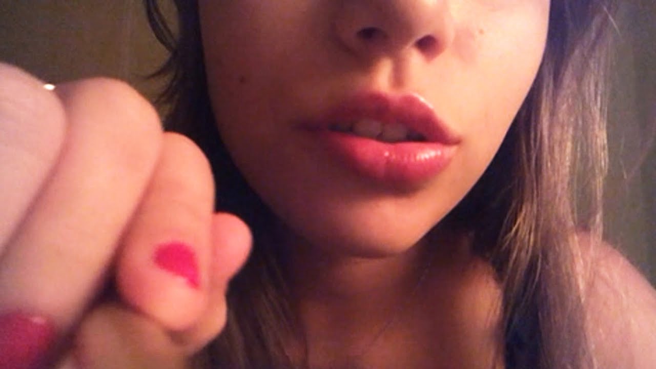 ASMR Meu Primeiro Vídeo de ASMR da VIDA - Caseirinho INÉDITO (05.03.2017)