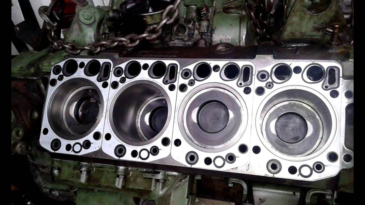 Mercedes Benz OM 442 A start up after repairation.