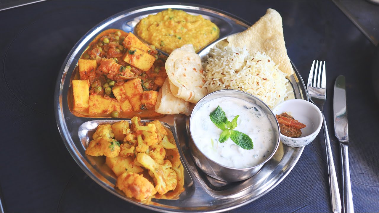 Le Thali Végétarien Indien 🔥🔥 : Un Repas Complet et Délicieux 😋 pour Débutants 👌🏻