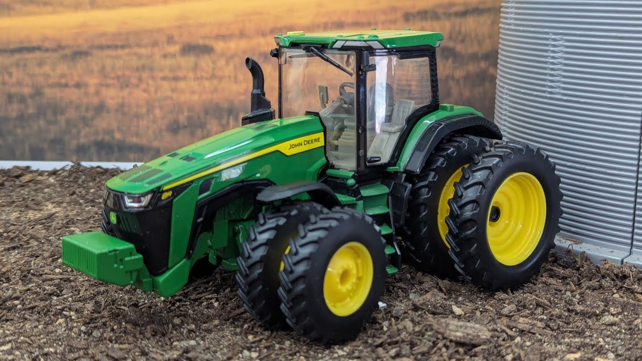 Ertl 1/32 John Deere 8R 370