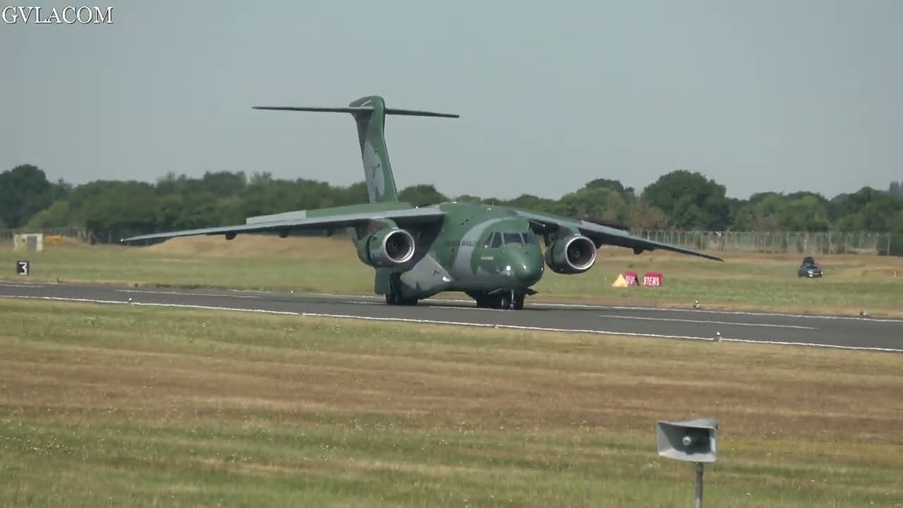 Abort take off Brazilian Air Force Embraer KC-390 at RIAT 2022