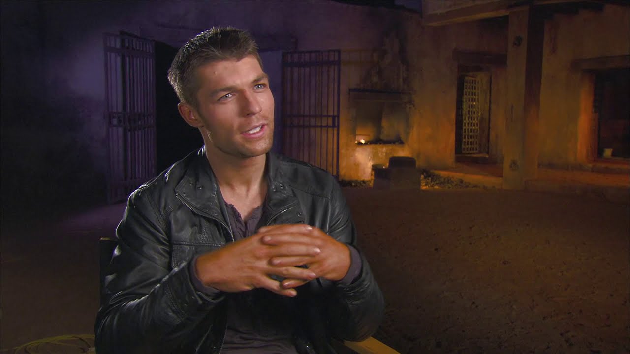 On Set with Liam McIntyre | Spartacus Season 2 Extras