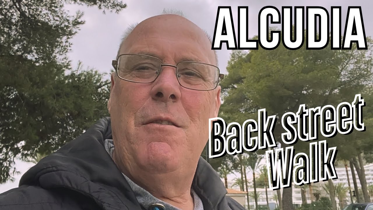 Alcudia Walk and chat.. #alcudia