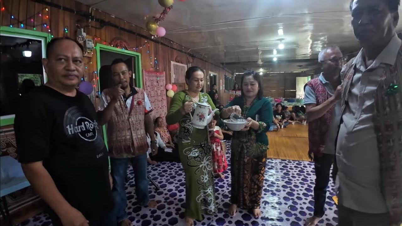 NGABANG NGAGAI RUMAH PANJAI SUNGAI TUNUH//MAYUH AMAT LAUK SUMAI SIDAK//ASAI KE BEGAWAI