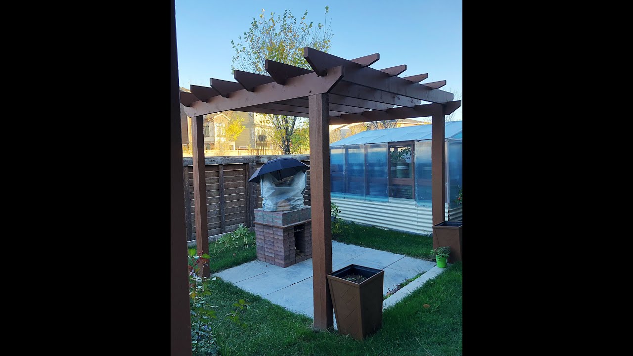 DIY Build A Sturdy Solid Wood Pergola (Less Than $500) 建造花园凉亭，可以烧烤、喝茶、开派对，不出门在家一样很嗨皮