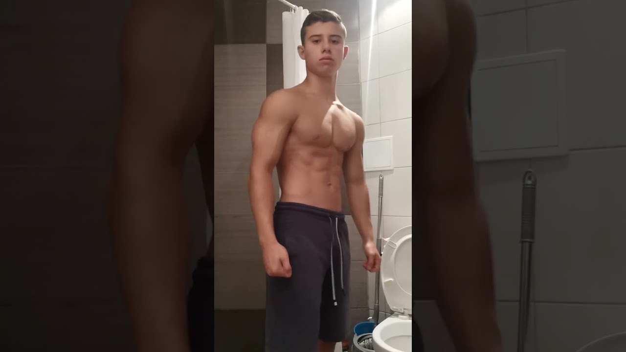 Teen insane aesthetic bodybuilder flexing ripped muscle / read description