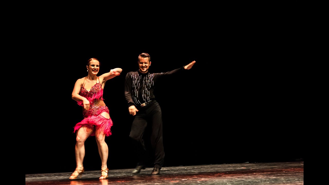 28. Nikol Mikesková, David Valčuha – Samba, rumba