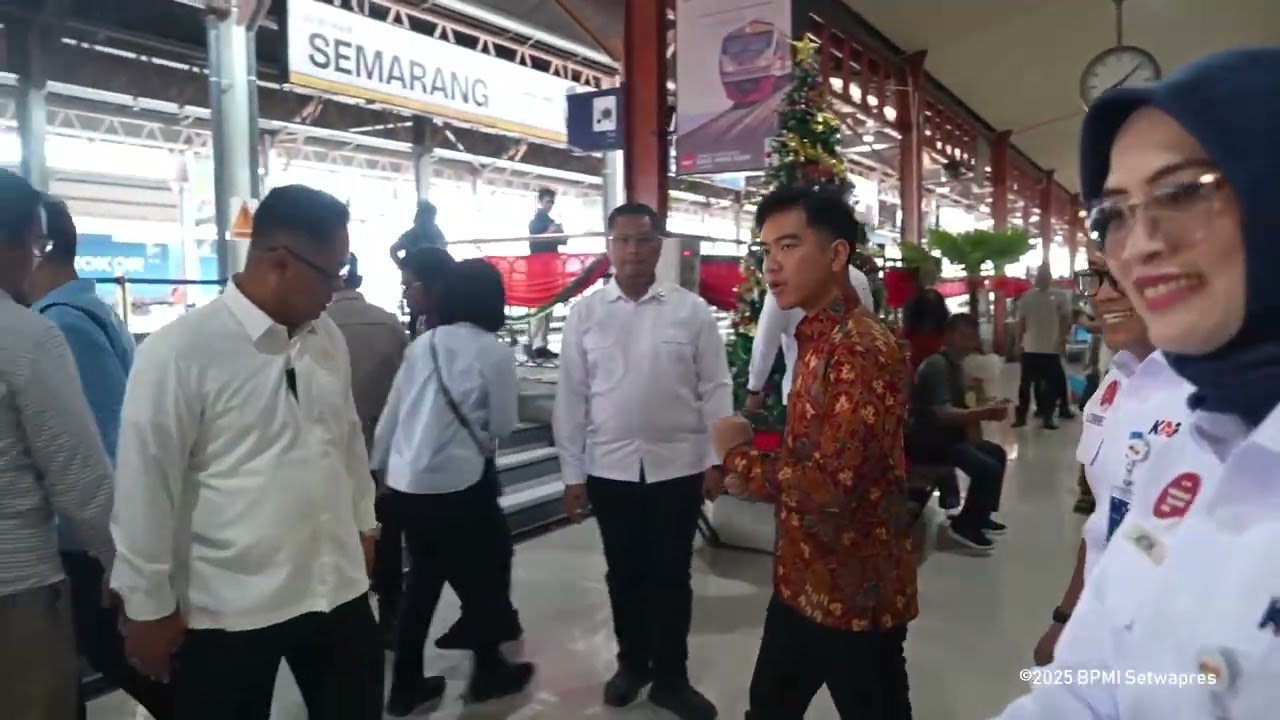 Wapres Tinjau Stasiun Tawang Semarang