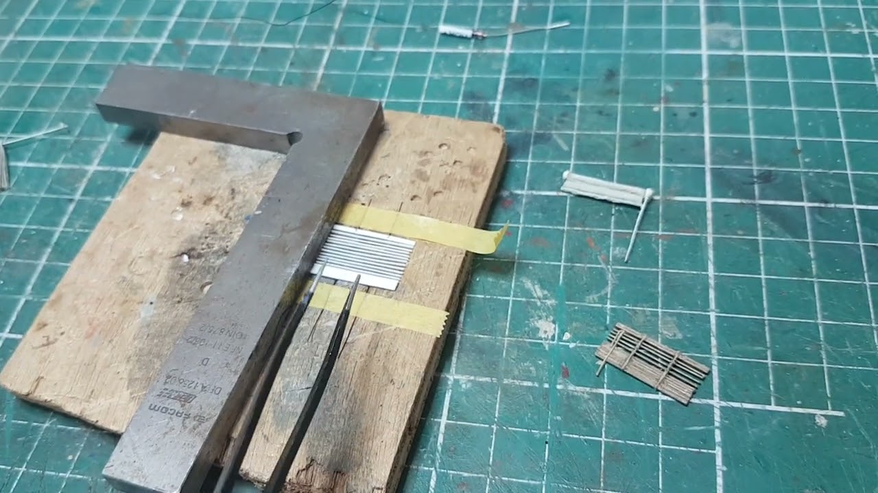 Épisode 4: réalisation des rideaux et des vitres du poste d'aiguillage