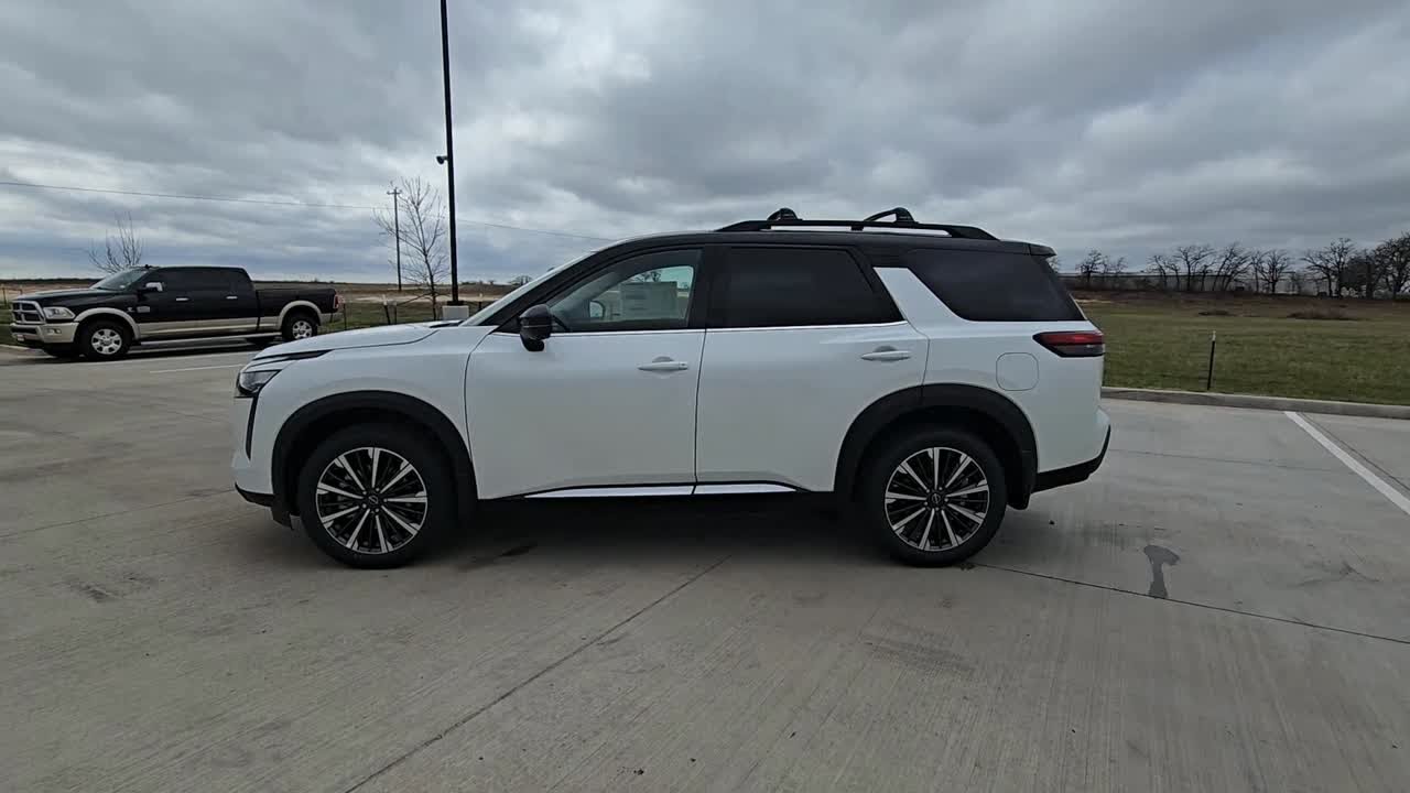 2026 Nissan Pathfinder Platinum TX Granbury, Brownwood, Weatherford, Stephenville, Burleson