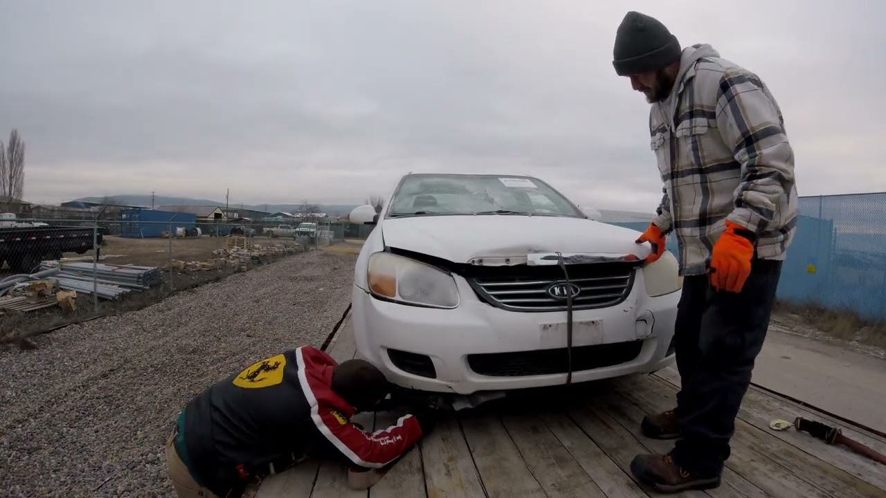 Мы купили ЕЩЁ ОДНУ машину у IAAI, и вы не поверите, что произошло! GAS Garage Productions
